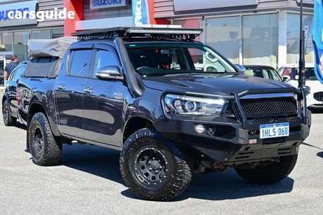 Grey 2016 Toyota Hilux Dual Cab Utility Sr5 (4X4)