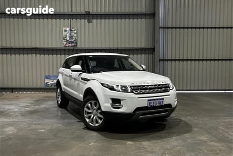 White 2015 Land Rover Range Rover Evoque SUV TD4 PURE TECH 4X4
