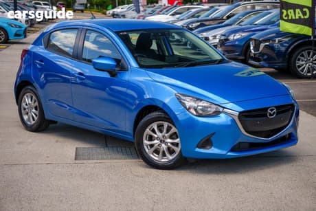 Blue 2016 Mazda 2 Hatchback Maxx