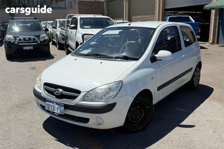 White 2010 Hyundai Getz Hatchback S