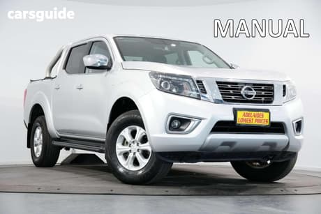 Silver 2019 Nissan Navara Dual Cab Pick-up St (4X2)