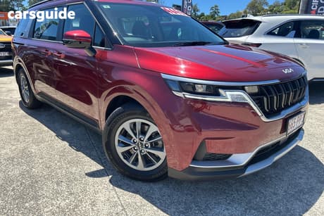 Red 2024 Kia Carnival Wagon S