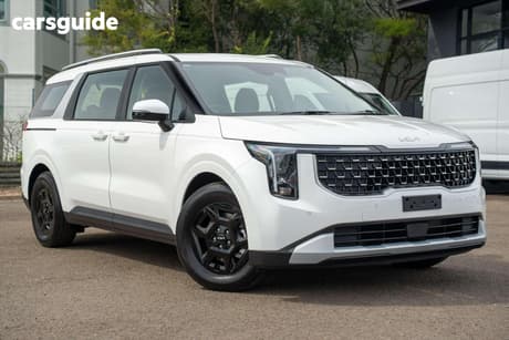 White 2025 Kia Carnival Wagon S