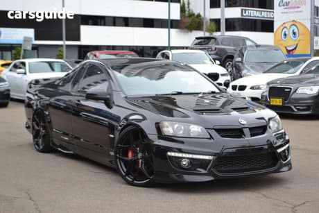 Black 2010 HSV Maloo Ute Tray R8 R