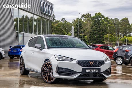 White 2023 Cupra Leon Hatchback Vzx