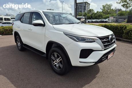 White 2023 Toyota Fortuner Wagon Gx