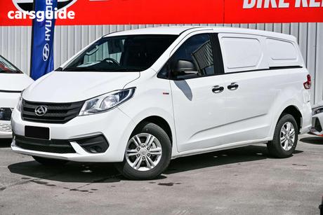 White 2025 LDV G10 Van Barn Door