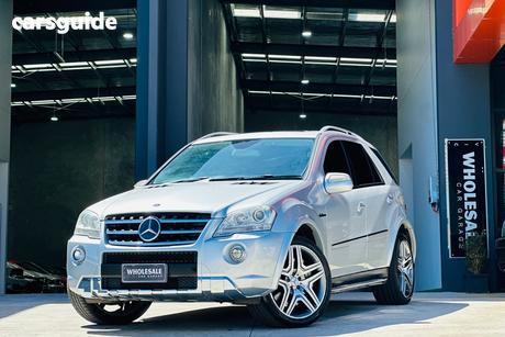 Silver 2010 Mercedes-Benz ML63 Wagon Amg (4X4)