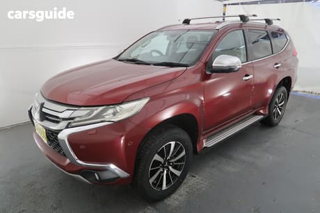 Red 2016 Mitsubishi Pajero Sport Wagon Exceed (4X4) 7 Seat