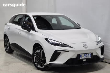 White 2023 MG MG4 Hatchback Excite 64