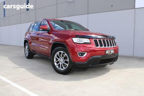 Red 2015 Jeep Grand Cherokee Wagon Laredo (4X4)