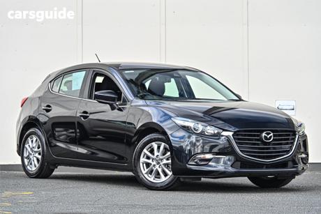 Black 2017 Mazda 3 Hatchback Maxx