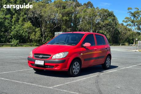 Red 2010 Hyundai Getz Hatchback S