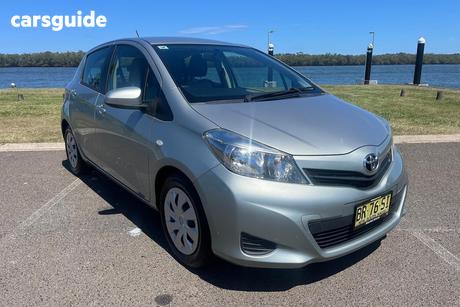 Green 2012 Toyota Yaris Hatchback Yrs