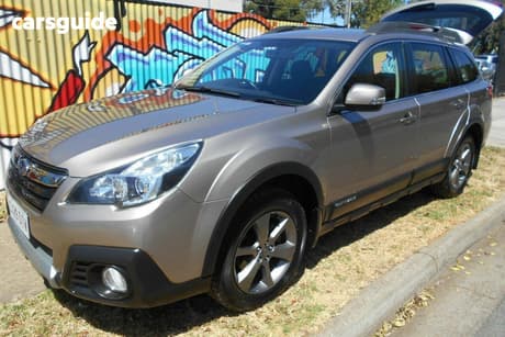 Gold 2014 Subaru Outback Wagon 2.5I