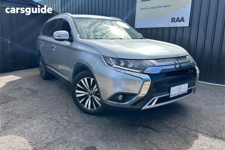 Silver 2019 Mitsubishi Outlander Wagon Exceed 7 Seat (Awd)