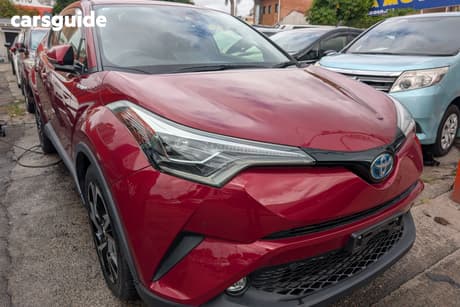 Burgundy 2018 Toyota C-HR Wagon (Hybrid)
