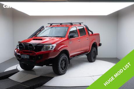 Red 2014 Toyota Hilux Dual Cab Pick-up Sr5 (4X4)
