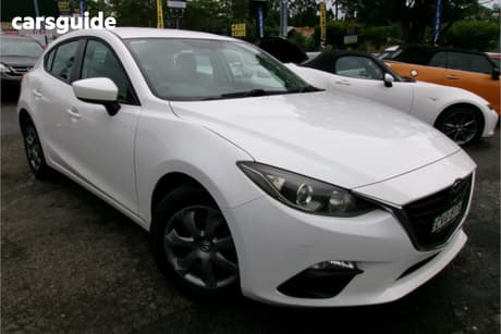 White 2014 Mazda 3 Hatchback Neo
