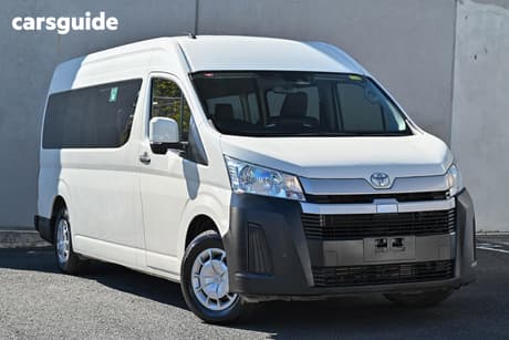 White 2019 Toyota HiAce Bus Commuter (12 Seats)
