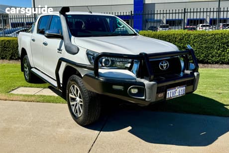 White 2018 Toyota Hilux Dual Cab Utility Sr5 (4X4)