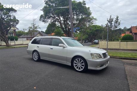 White 2002 Toyota Crown SUV WAGON