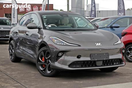 Grey 2025 MG Im6 Wagon Platinum