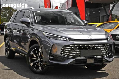 Grey 2025 MG HS Wagon Essence