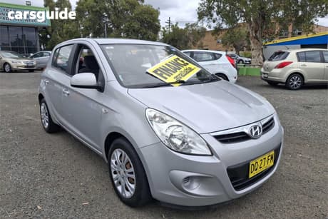Silver 2011 Hyundai I20 Hatchback Active