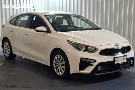 White 2019 Kia Cerato Hatchback S