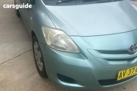 Green 2008 Toyota Yaris Sedan Yrs