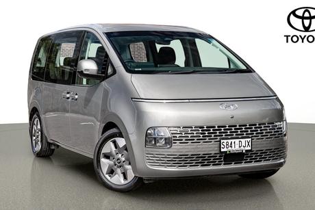 Grey 2021 Hyundai Staria Wagon Highlander