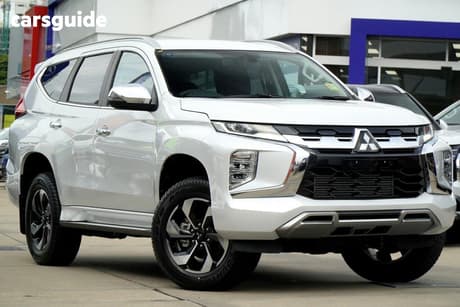 White 2025 Mitsubishi Pajero Sport Wagon Gls (4Wd) 7 Seat