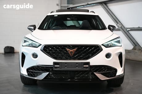 White 2024 Cupra Formentor Wagon Vzx