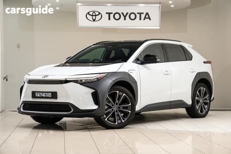 White 2024 Toyota BZ4X Wagon Awd - Two Tone Roof