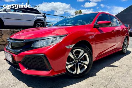 Red 2018 Honda Civic Hatchback Vti