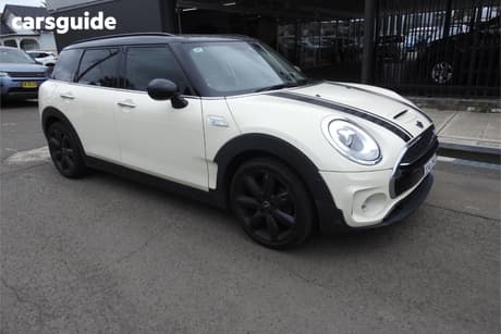 White 2016 Mini Clubman Wagon Cooper S