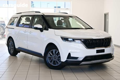 White 2023 Kia Carnival Wagon S