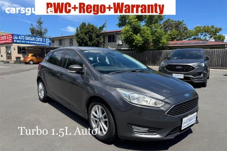 Grey 2016 Ford Focus Hatchback Trend