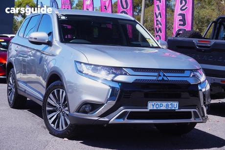 Silver 2019 Mitsubishi Outlander Wagon Es 7 Seat (Awd)