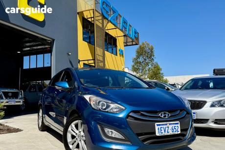 Blue 2015 Hyundai I30 Hatchback Se