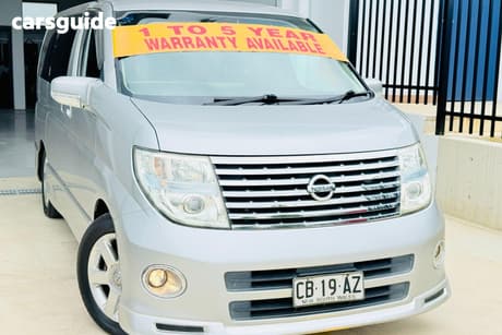 Silver 2006 Nissan Elgrand Wagon