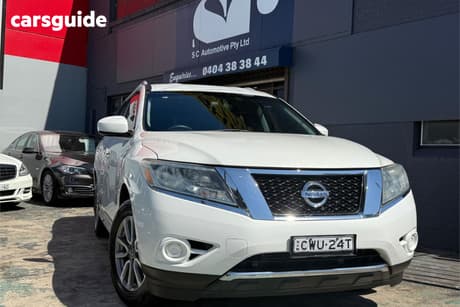 White 2014 Nissan Pathfinder Wagon St (4X2)