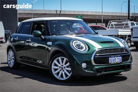 Green 2019 Mini Cooper Hatchback S 5D Hatch