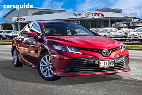 Red 2018 Toyota Camry Sedan Ascent