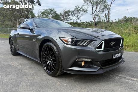 Silver 2016 Ford Mustang Coupe Fastback Gt 5.0 V8