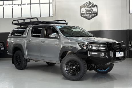 Silver 2017 Toyota Hilux Dual Cab Utility Sr5 (4X4)