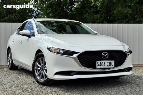 White 2019 Mazda 3 Sedan G20 Pure