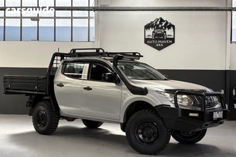 Silver 2015 Mitsubishi Triton Club Cab Chassis Glx (4X4)