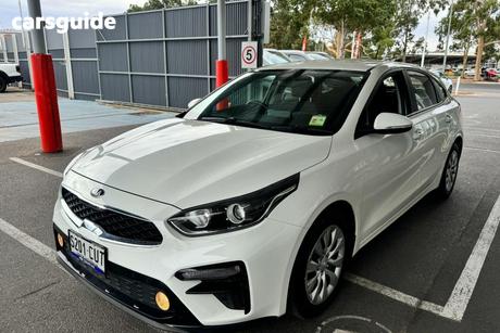 White 2021 Kia Cerato Hatchback S